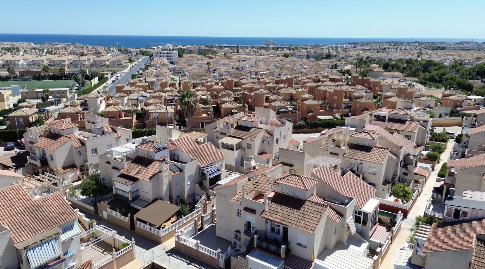 2 sovrum Lägenhet till salu i Playa Flamenca med pool - 139 000 € (Ref: 10005028)