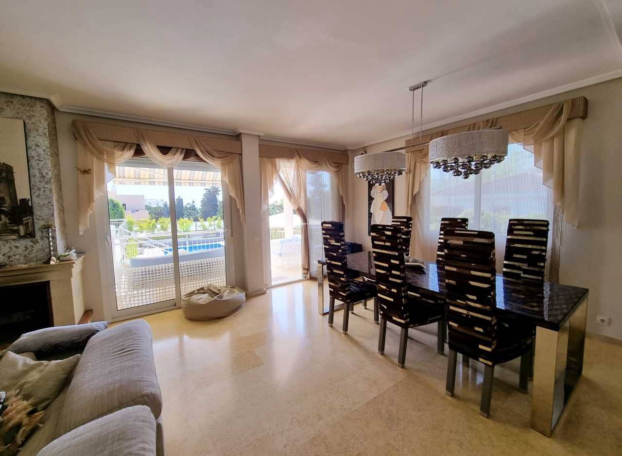 5 slaapkamer Villa te koop in La Mata met zwembad garage - € 1.170.000 (Ref: 10015060)