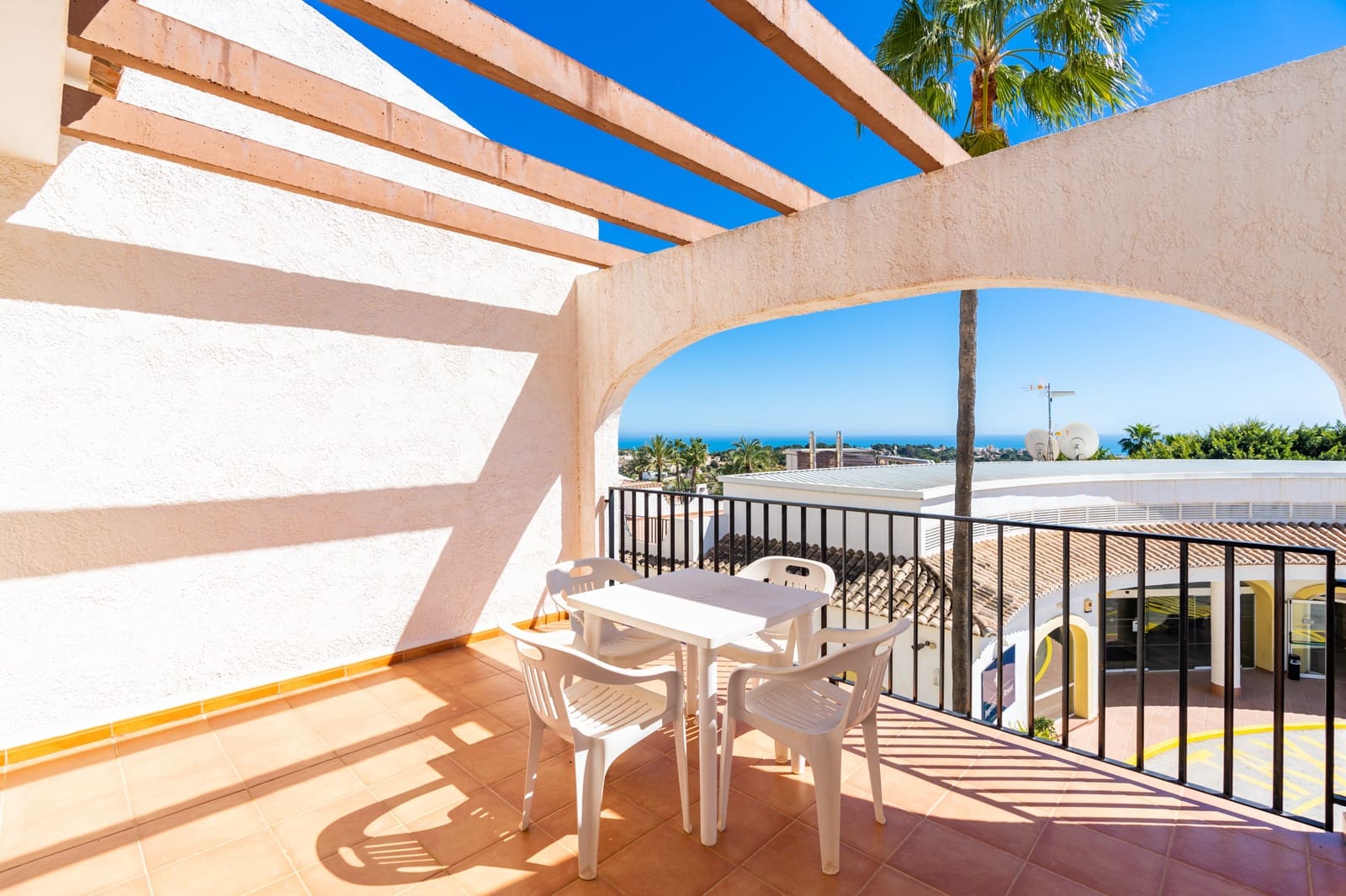1 makuuhuone Bungalow myytävänä paikassa Calpe / Calp mukana uima-altaan 
autotalli - 200 000 € (Ref: 10023558)