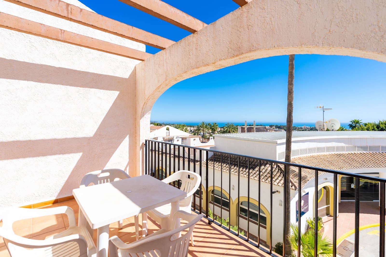 1 makuuhuone Bungalow myytävänä paikassa Calpe / Calp mukana uima-altaan 
autotalli - 200 000 € (Ref: 10023558)
