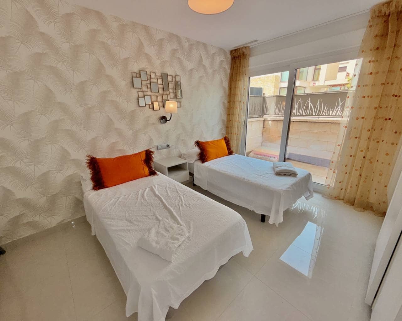 3 bedroom Villa for sale in Pueblo Bravo with pool garage - € 575,000 (Ref: 10030020)