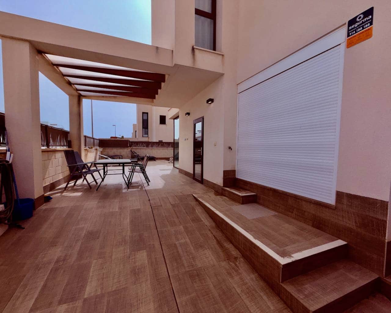 3 bedroom Villa for sale in Pueblo Bravo with pool garage - € 575,000 (Ref: 10030020)