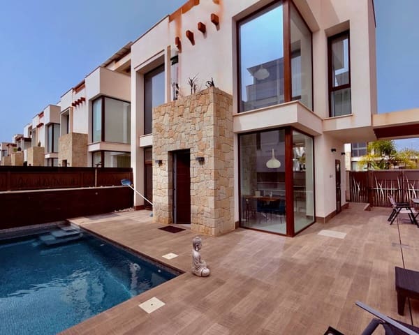 3 bedroom Villa for sale in Pueblo Bravo, Rojales with pool garage - € 575,000 (Ref: 10030020)