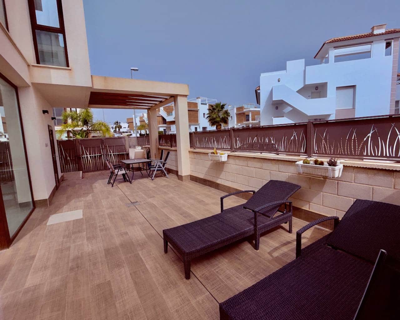 3 bedroom Villa for sale in Pueblo Bravo with pool garage - € 575,000 (Ref: 10030020)