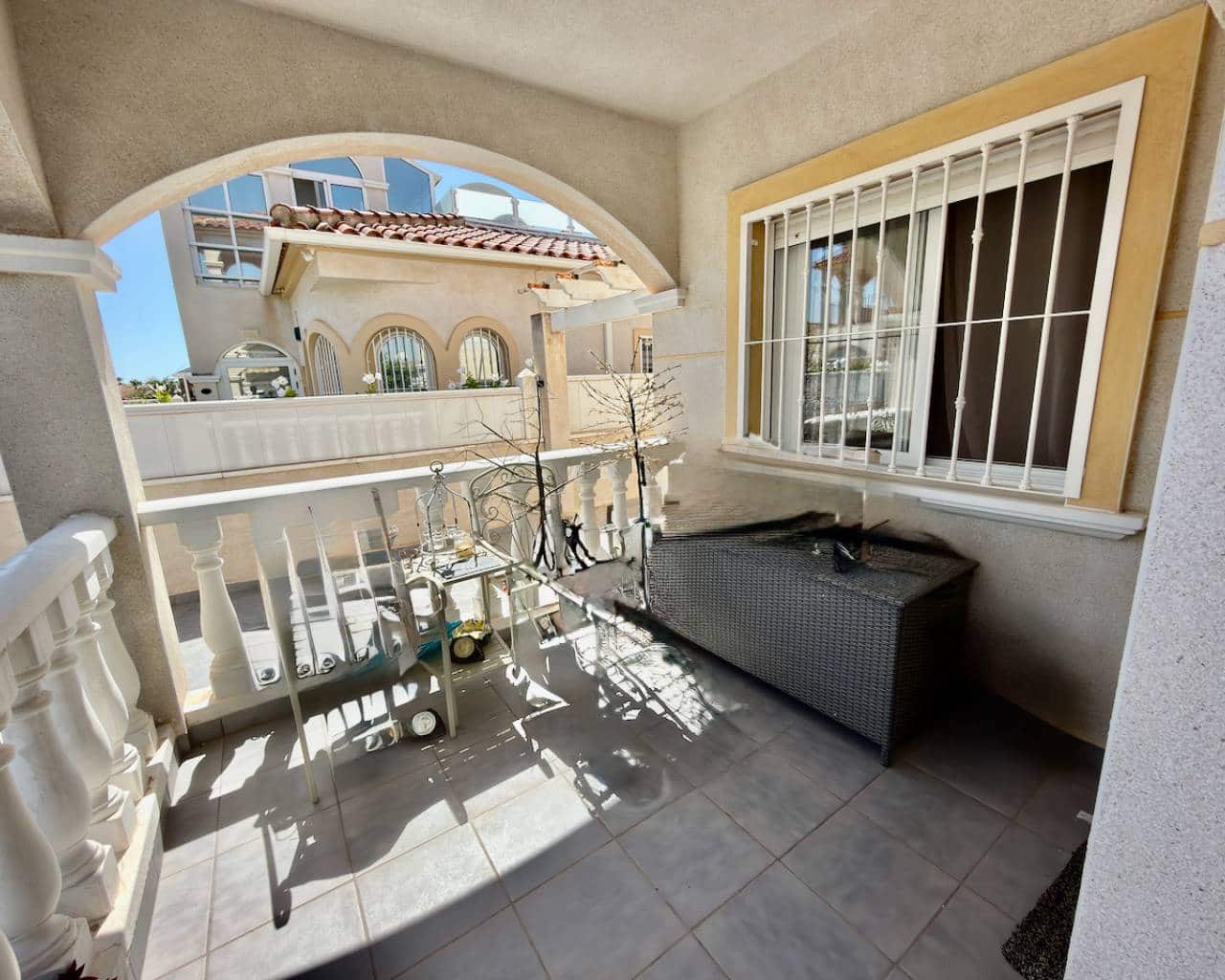 2 soverom Villa til salgs i Lo Crispin med svømmebasseng garasje - € 225 000 (Ref: 10030024)