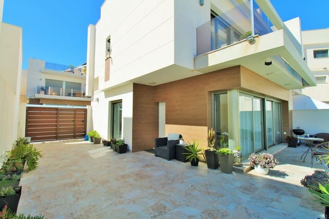 3 chambre Villa/Maison à vendre à Villamartin, Orihuela avec piscine - 469 000 € (Ref: 10030028)