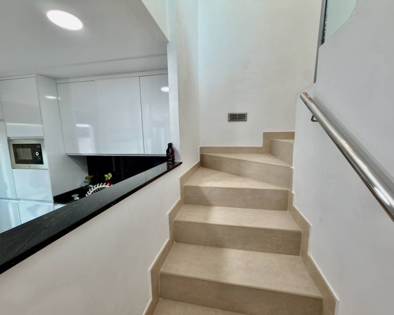 3 bedroom Villa for sale in Benijofar with pool garage - € 399,000 (Ref: 10030030)