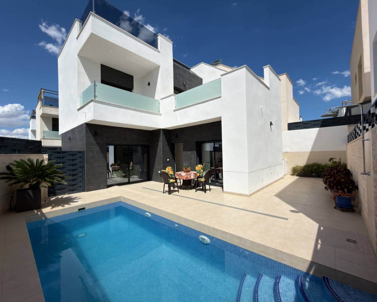 3 bedroom Villa for sale in Benijofar with pool garage - € 399,000 (Ref: 10030030)
