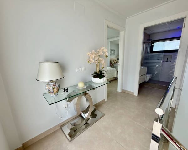 3 quarto Moradia para venda em Benijófar com piscina garagem - 380 000 € (Ref: 10030030)