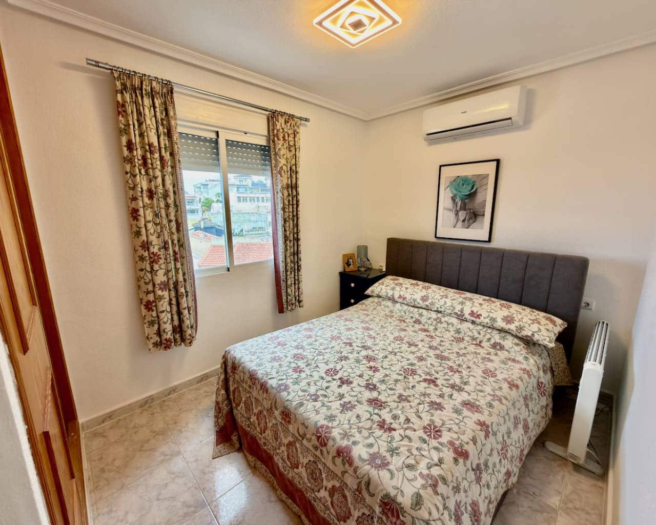 3 bedroom Villa for sale in Ciudad Quesada with garage - € 285,000 (Ref: 10030034)