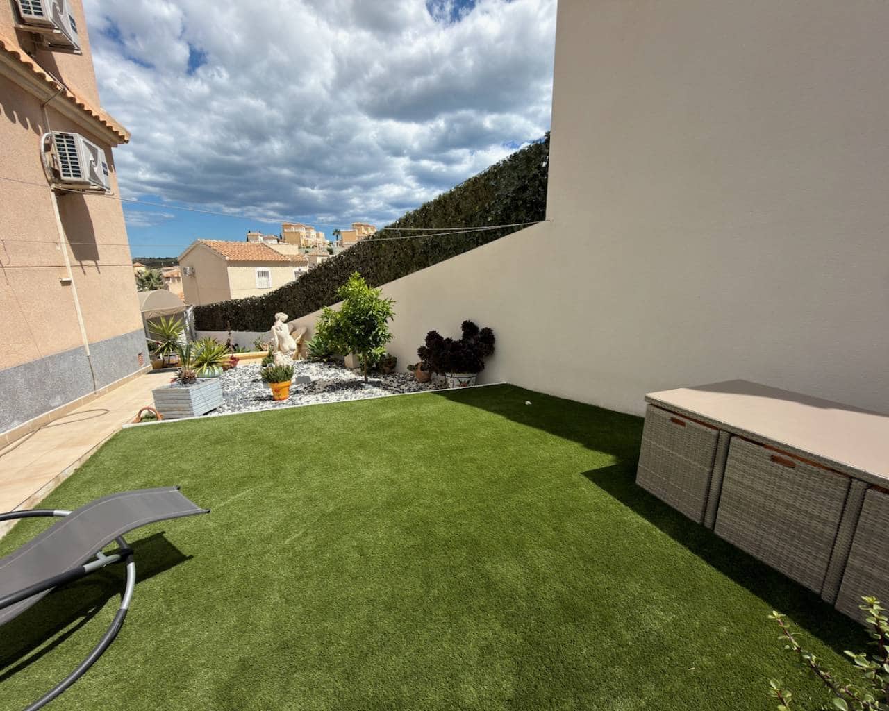 3 bedroom Villa for sale in Ciudad Quesada with garage - € 285,000 (Ref: 10030034)