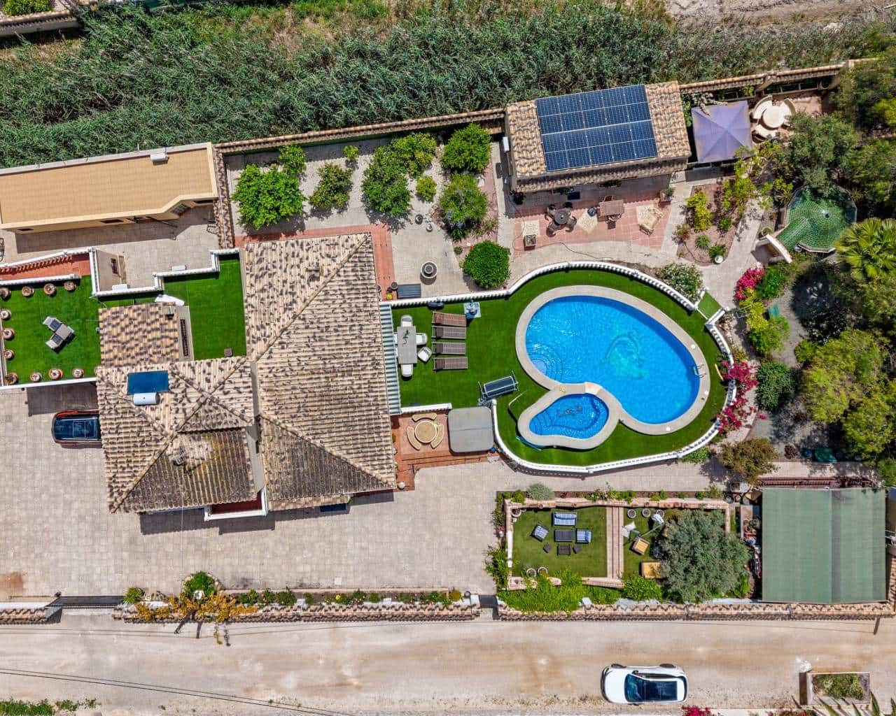 5 sypialnia Finka/Dom wiejski na sprzedaż w Catral z basenem garażem - 575 000 € (Ref: 10030035)