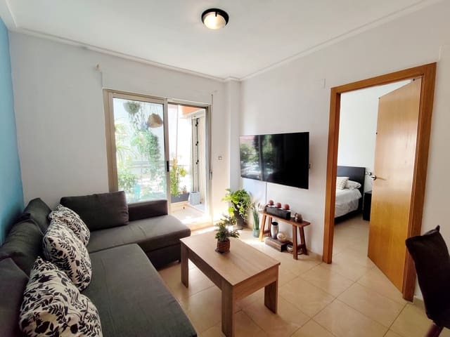 3 makuuhuone Ranta-asunto myytävänä paikassa Parque Acuático - Sector 25, Torrevieja - 269 000 € (Ref: 10040629)