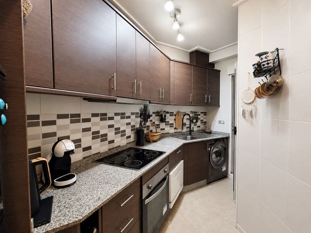 3 makuuhuone Ranta-asunto myytävänä paikassa Parque Acuático - Sector 25, Torrevieja - 269 000 € (Ref: 10040629)