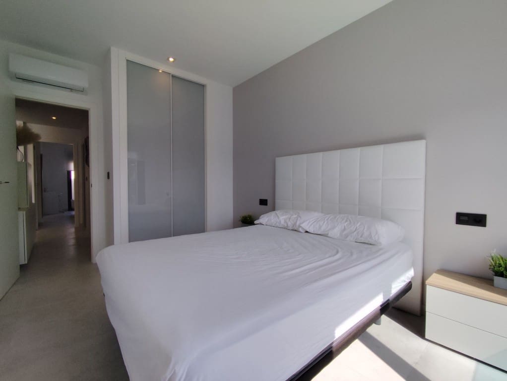 3 chambre Penthouse à vendre à El Raso avec piscine - 295 000 € (Ref: 10046821)