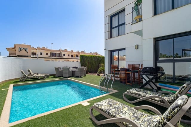 4 quarto Moradia para venda em Ciudad Quesada, Rojales com piscina garagem - 525 000 € (Ref: 10048742)