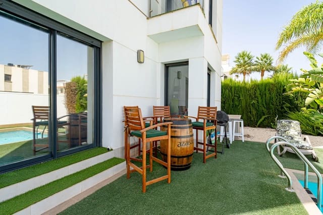 4 quarto Moradia para venda em Ciudad Quesada, Rojales com piscina garagem - 525 000 € (Ref: 10048742)