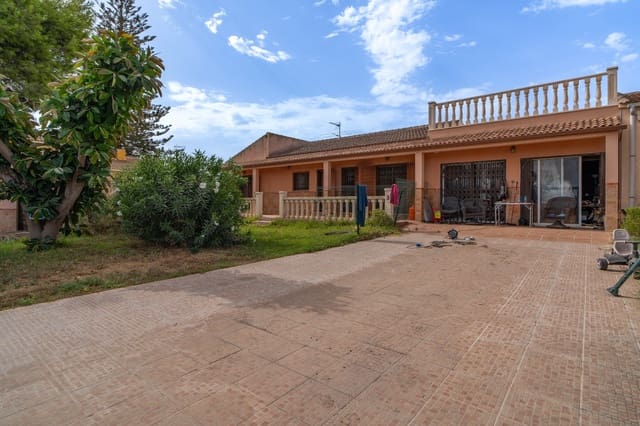 Chalet de 6 habitaciones en Los Balcones - Los Altos, Torrevieja en venta con garaje - 520.000 € (Ref: 10048743)