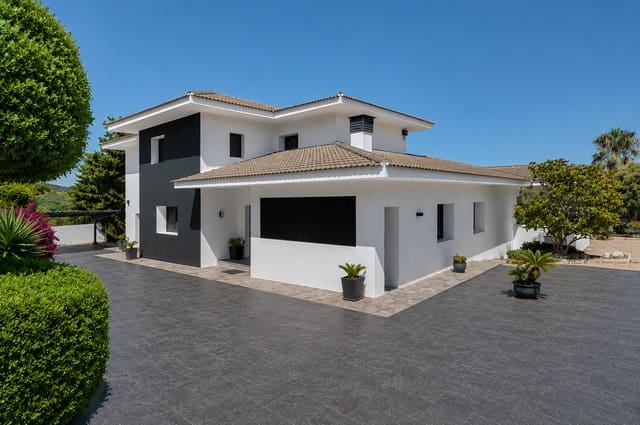 5 Zimmer Villa zu verkaufen in Gargasindi, Calpe / Calp mit Pool - 1.650.000 € (Ref: 10048744)