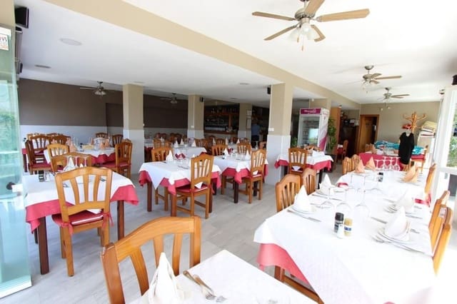 Komercyjne na sprzedaż w Playa Arenal - Bol, Calpe / Calp - 1 272 000 € (Ref: 10048745)