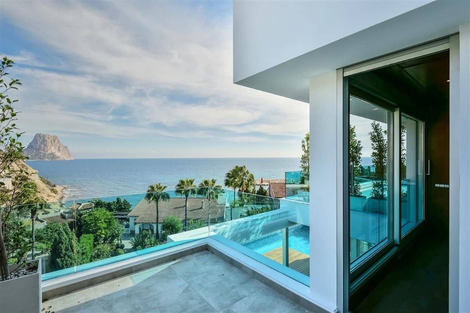 3 soverom Villa til salgs i Calpe / Calp med svømmebasseng - € 2 950 000 (Ref: 10048746)