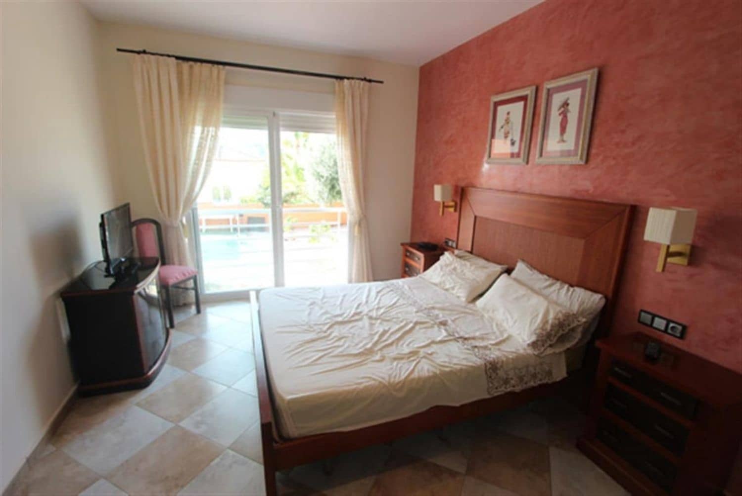 4 makuuhuone Huvila myytävänä paikassa Calpe / Calp mukana uima-altaan - 750 000 € (Ref: 10048747)