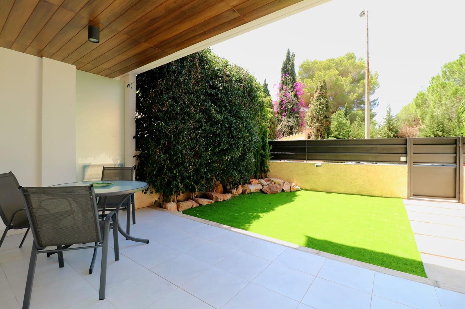 3 soveværelse Lejlighed til salg i Campoamor med swimmingpool garage - € 290.000 (Ref: 10048757)