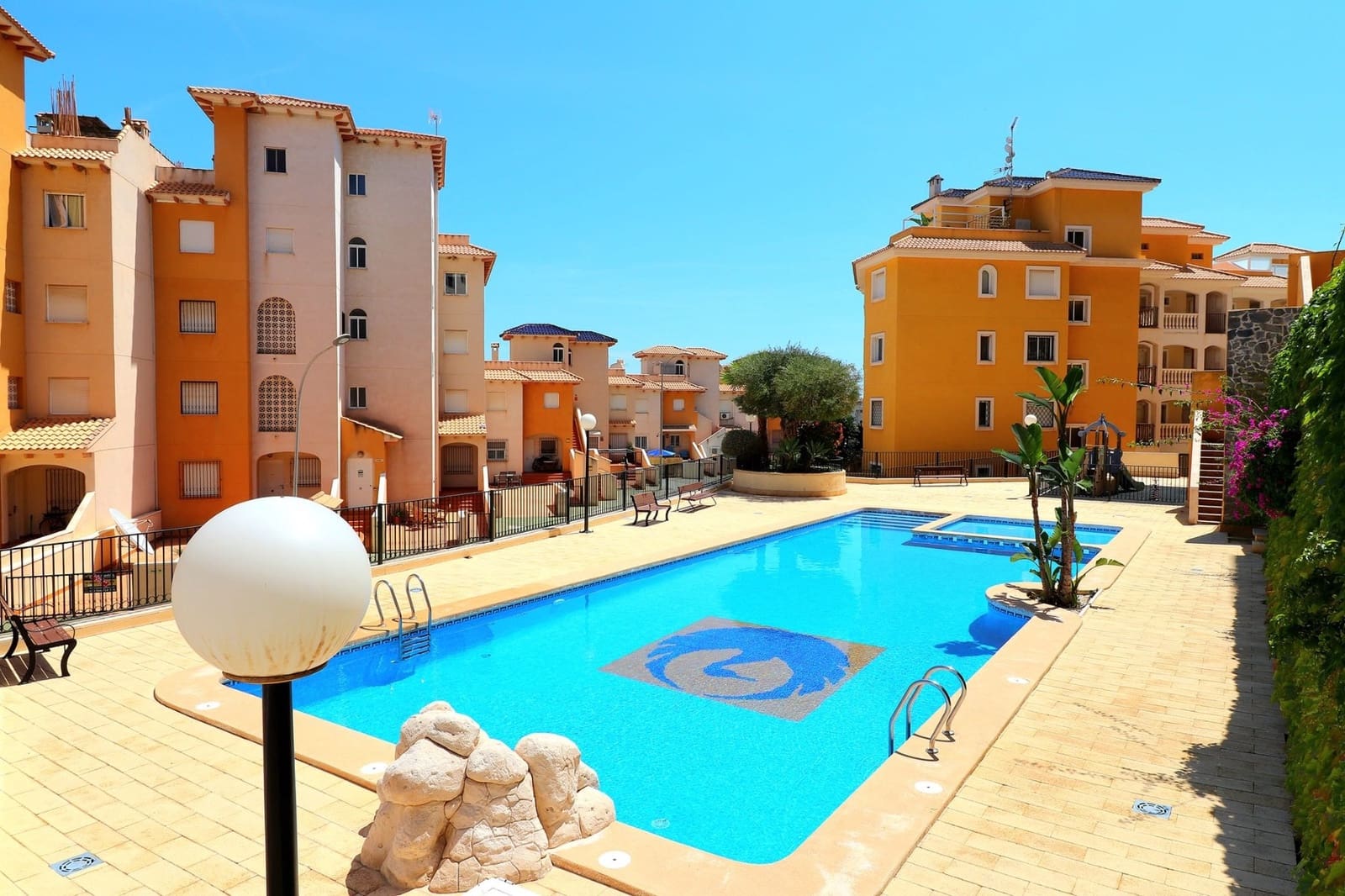 3 soveværelse Lejlighed til salg i Campoamor med swimmingpool garage - € 290.000 (Ref: 10048757)