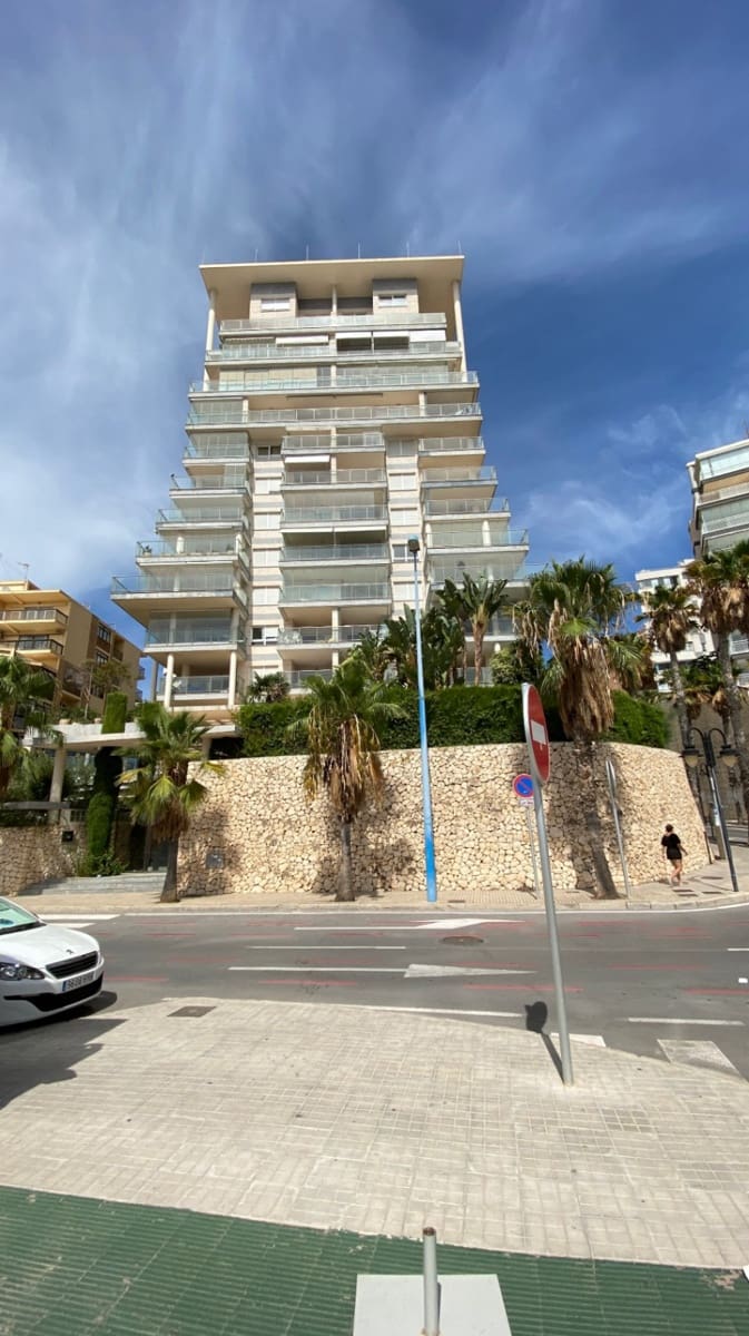 Apartamento de 3 habitaciones en Calpe / Calp en venta con piscina garaje - 780.000 € (Ref: 10048760)