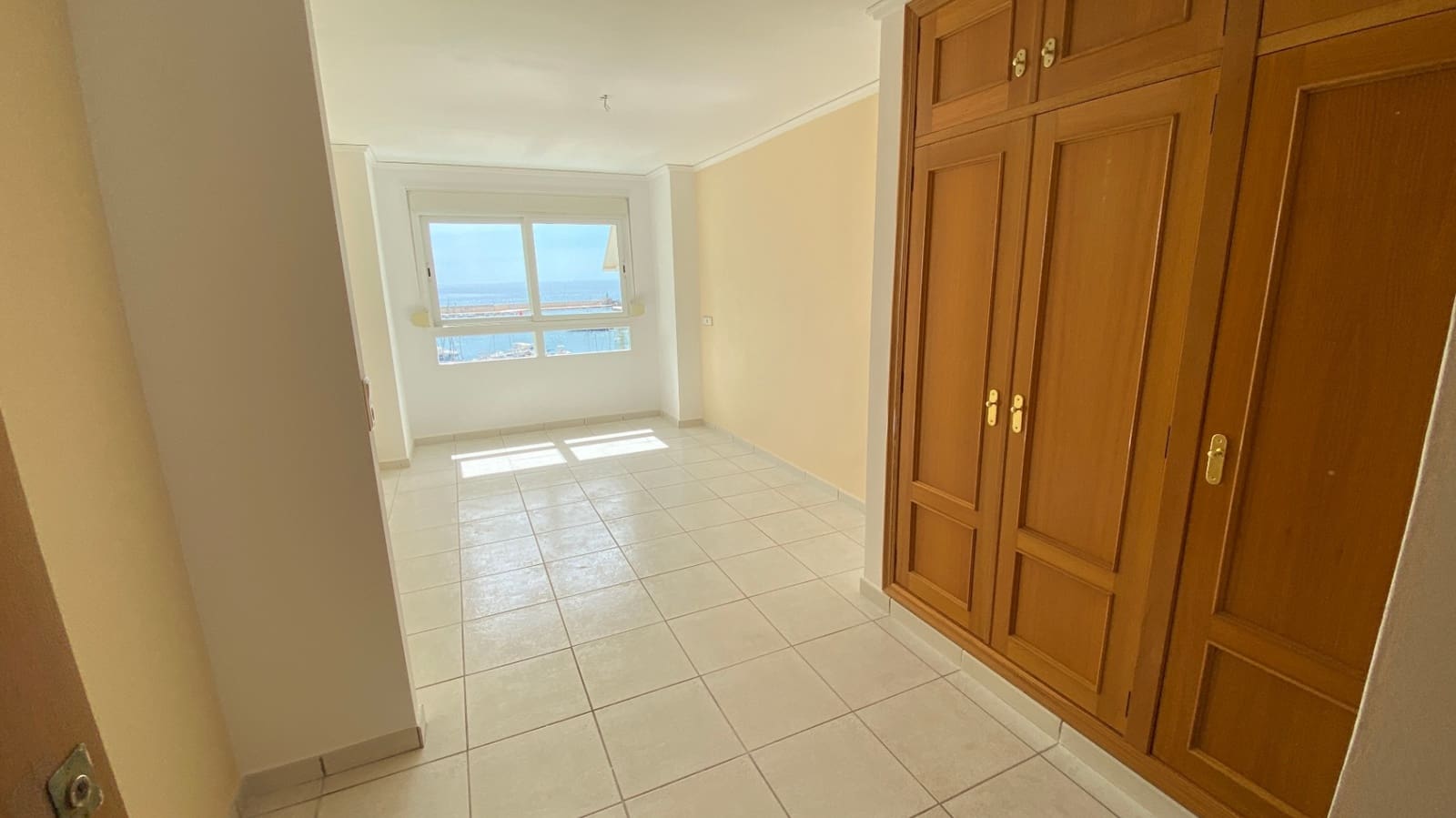 Apartamento de 3 habitaciones en Calpe / Calp en venta con piscina garaje - 780.000 € (Ref: 10048760)