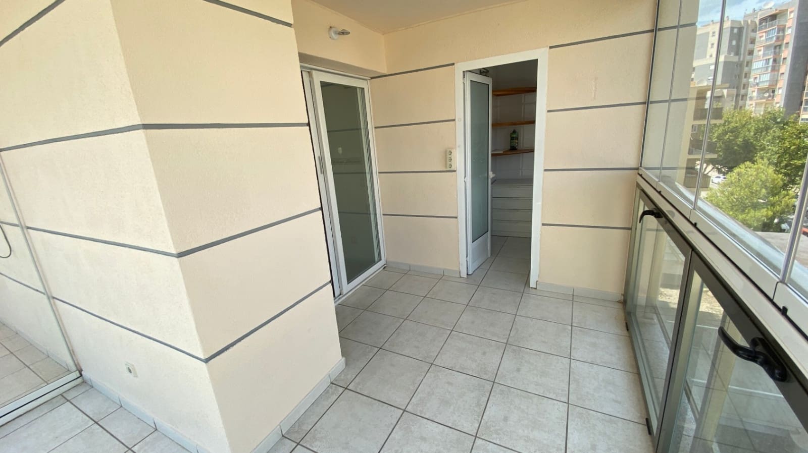 Apartamento de 3 habitaciones en Calpe / Calp en venta con piscina garaje - 780.000 € (Ref: 10048760)