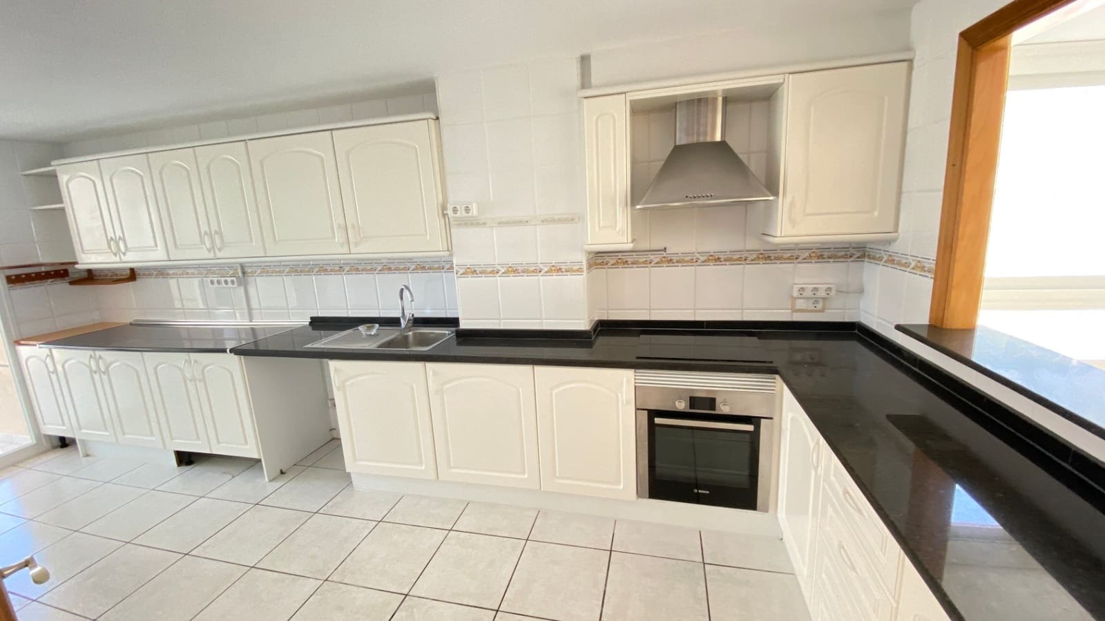 Apartamento de 3 habitaciones en Calpe / Calp en venta con piscina garaje - 780.000 € (Ref: 10048760)