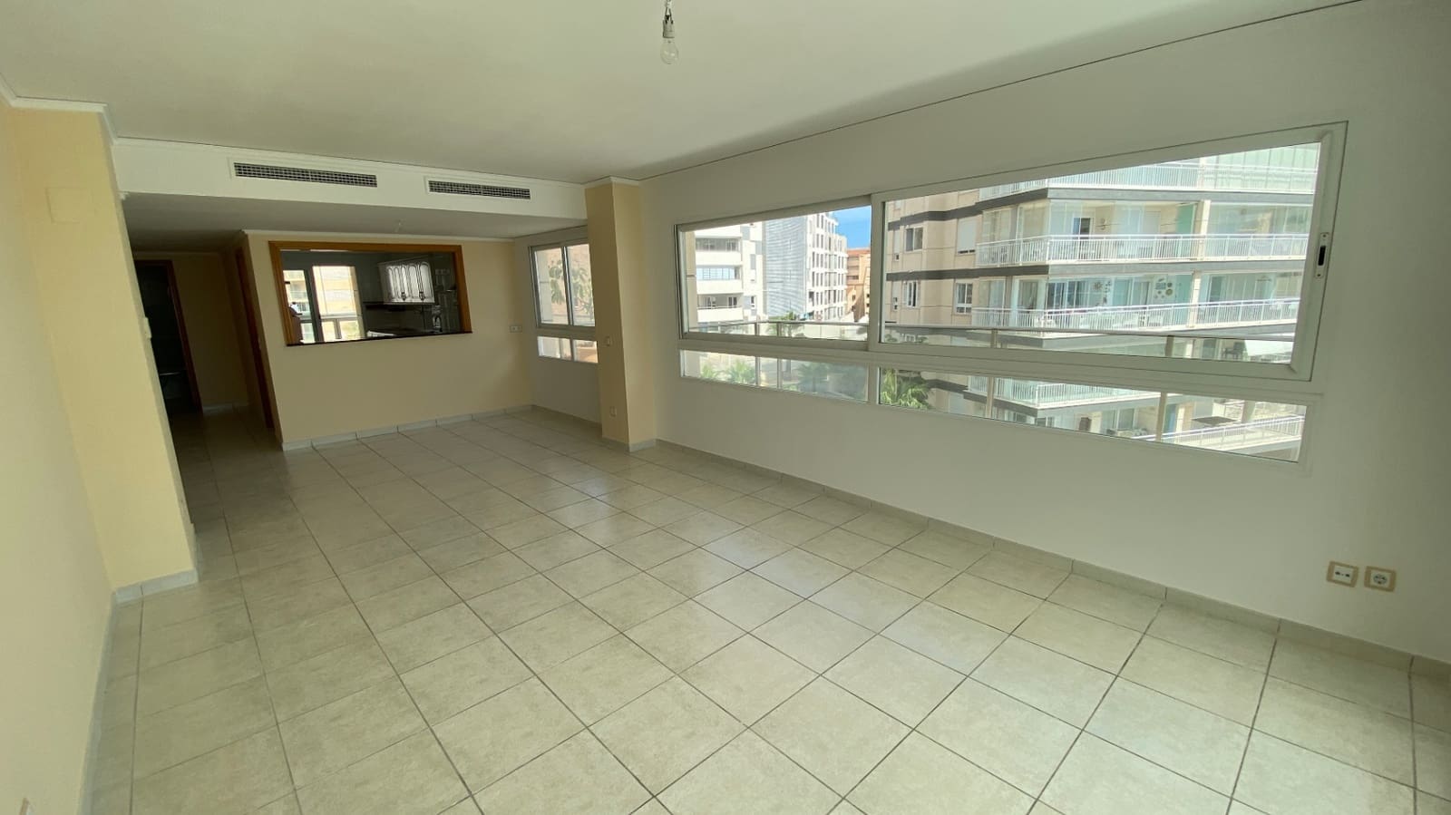 Apartamento de 3 habitaciones en Calpe / Calp en venta con piscina garaje - 780.000 € (Ref: 10048760)