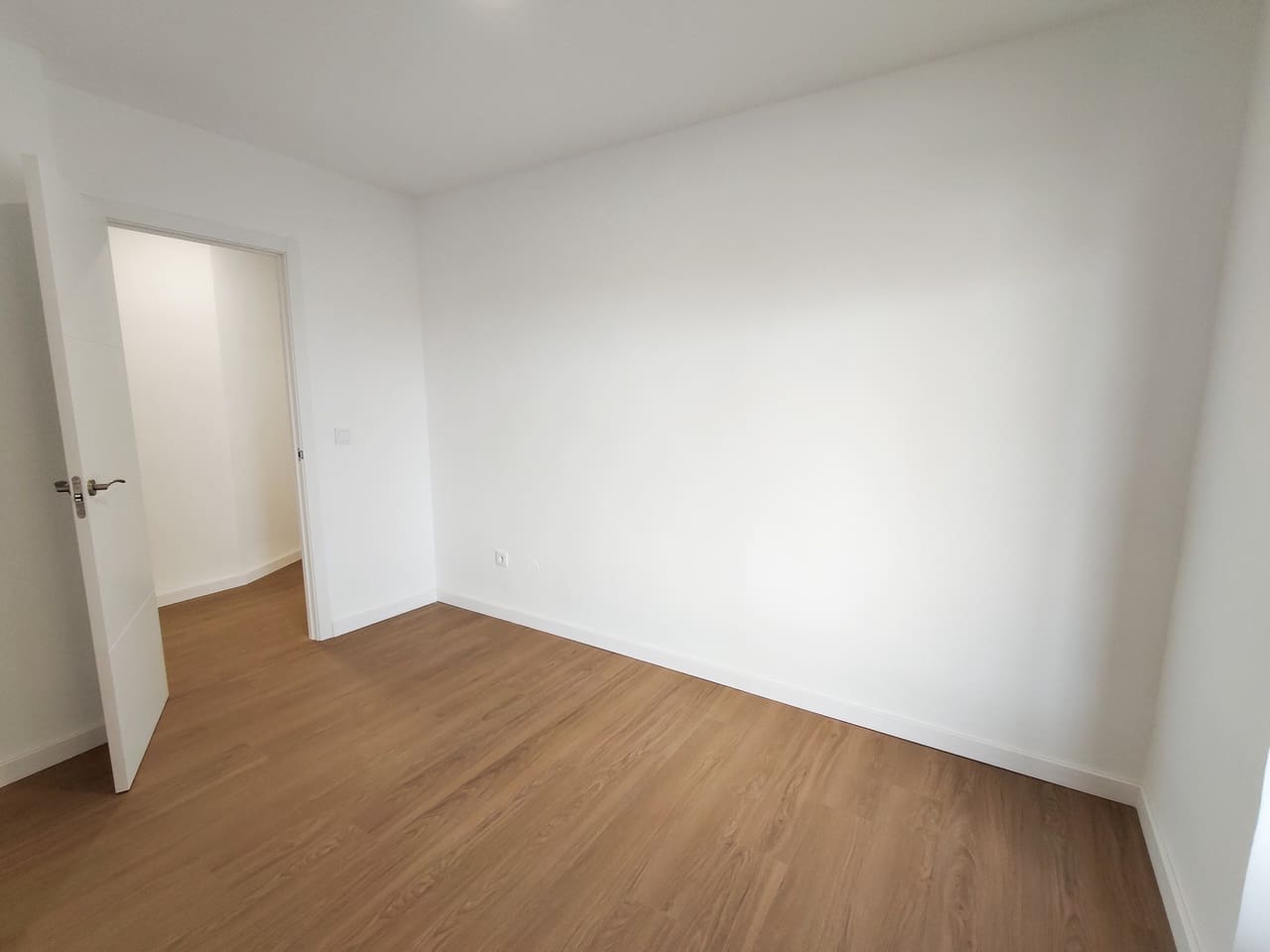 3 soveværelse Strandlejlighed til salg i La Zenia med swimmingpool garage - € 269.000 (Ref: 10049934)