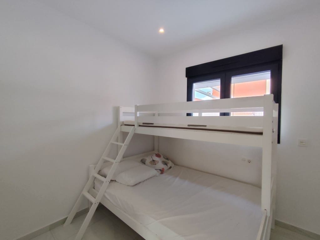3 bedroom Townhouse for sale in Bigastro with pool - € 247,000 (Ref: 10054668)