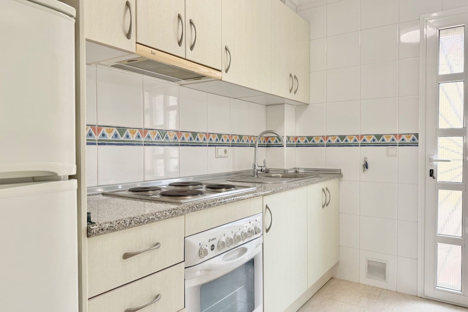 3 soverom Hus til salgs i Dona Pepa med svømmebasseng - € 229 000 (Ref: 10058098)