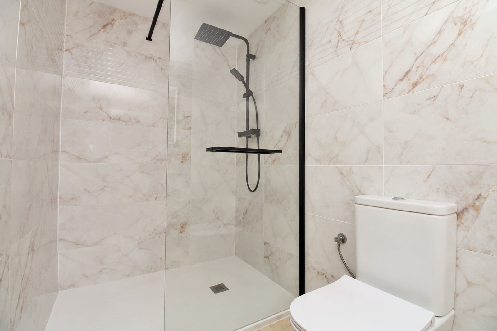 2 quarto Apartamento para venda em Villamartin com piscina - 189 000 € (Ref: 10058102)