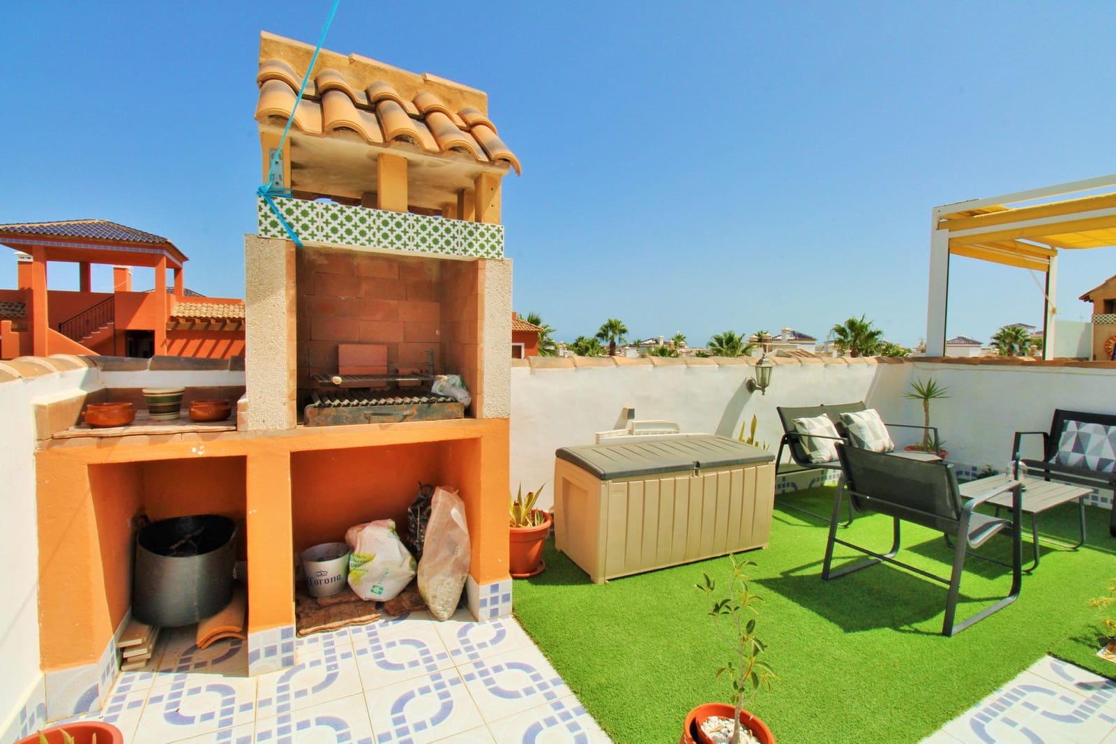 2 quarto Penthouse para venda em Villamartin com piscina - 164 995 € (Ref: 10058103)