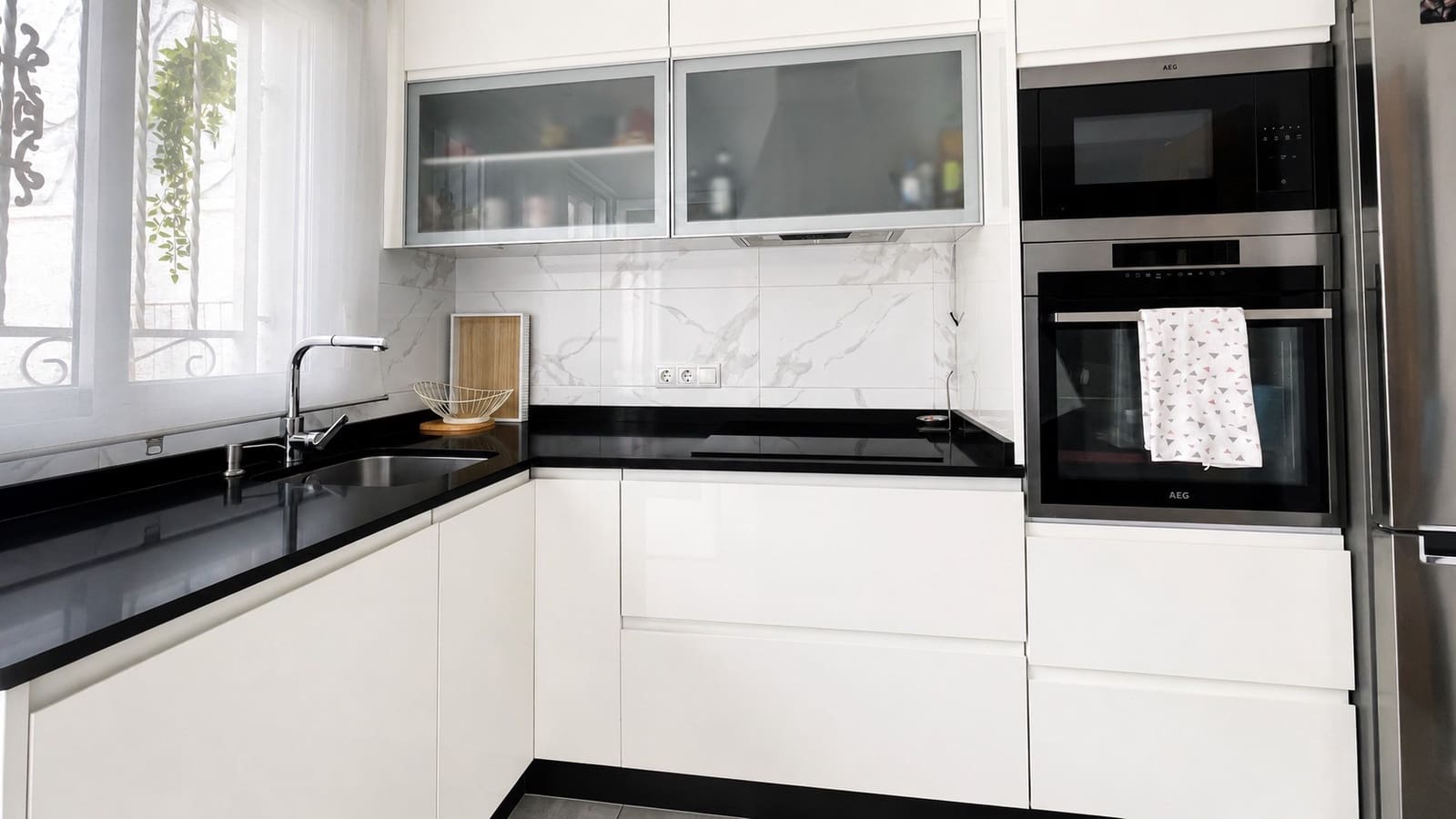4 slaapkamer Huis te koop in Orihuela Costa met zwembad garage - € 329.000 (Ref: 10060714)