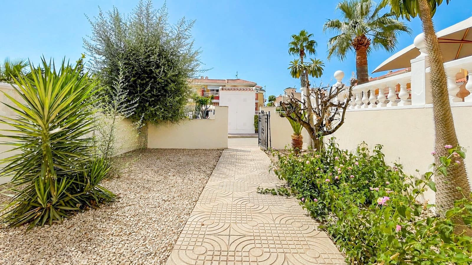 3 sovrum Hus till salu i Dona Pepa med pool - 229 000 € (Ref: 10060715)