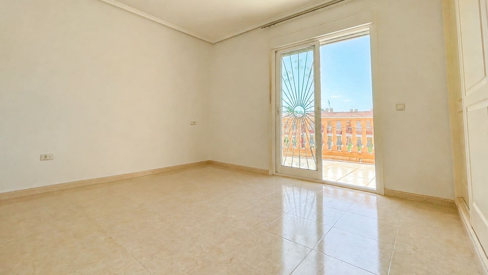3 sovrum Hus till salu i Dona Pepa med pool - 229 000 € (Ref: 10060715)