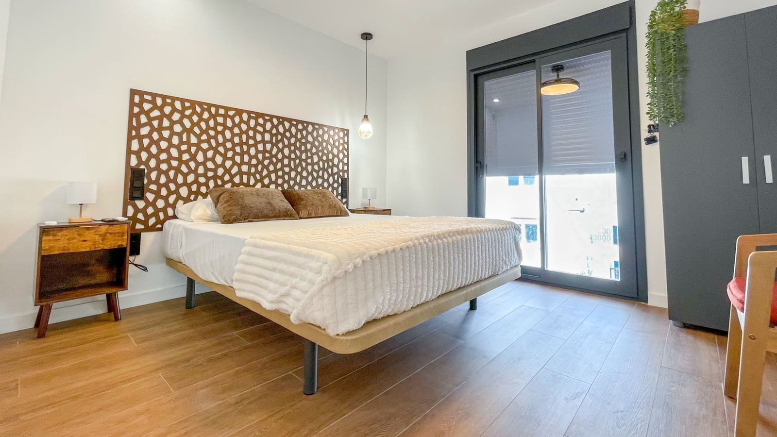 3 bedroom Townhouse for sale in Torrevieja with pool - € 539,000 (Ref: 10060717)