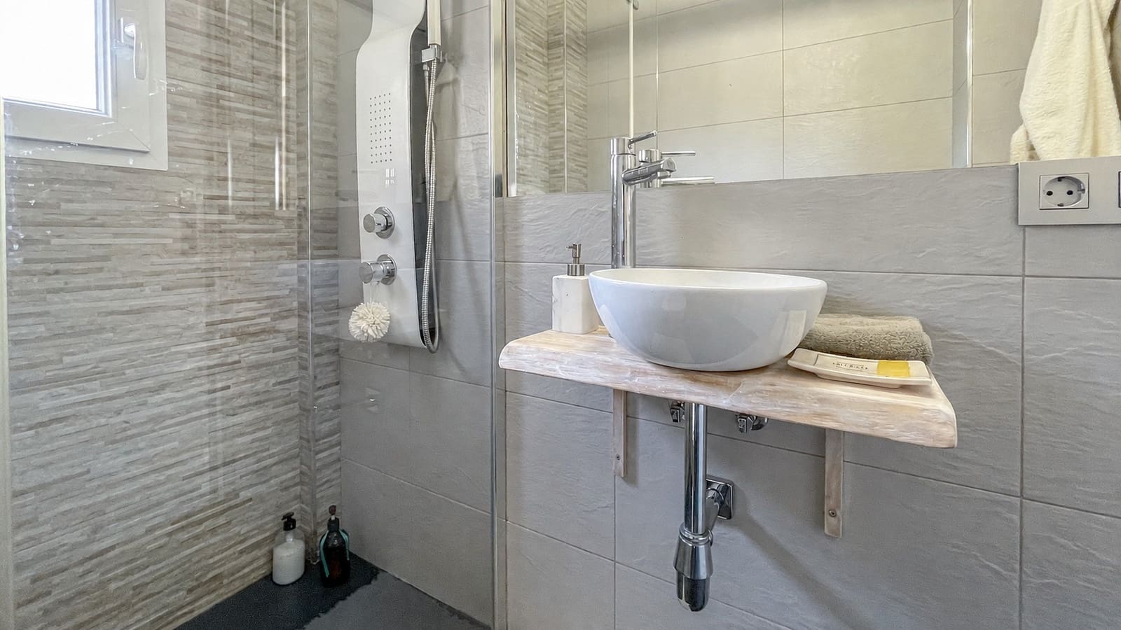 2 bedroom Townhouse for sale in La Siesta with pool - € 197,900 (Ref: 10060728)