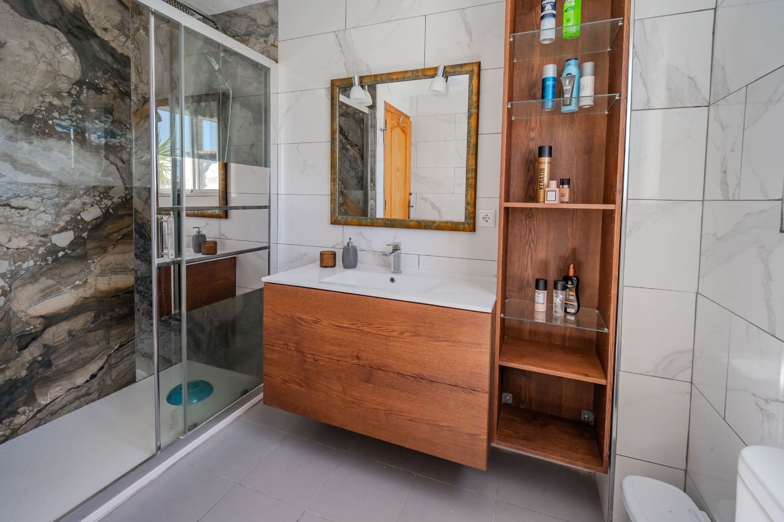 5 slaapkamer Villa te koop in La Marquesa met zwembad garage - € 599.000 (Ref: 10060729)