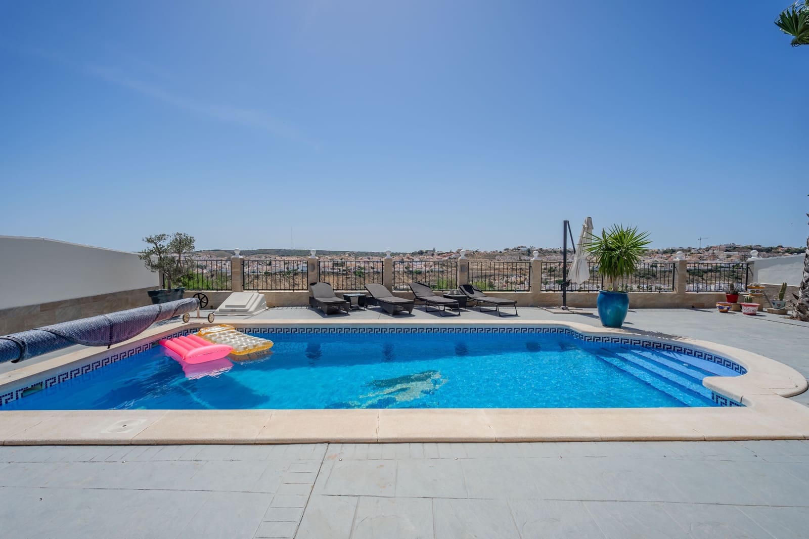 5 slaapkamer Villa te koop in La Marquesa met zwembad garage - € 599.000 (Ref: 10060729)