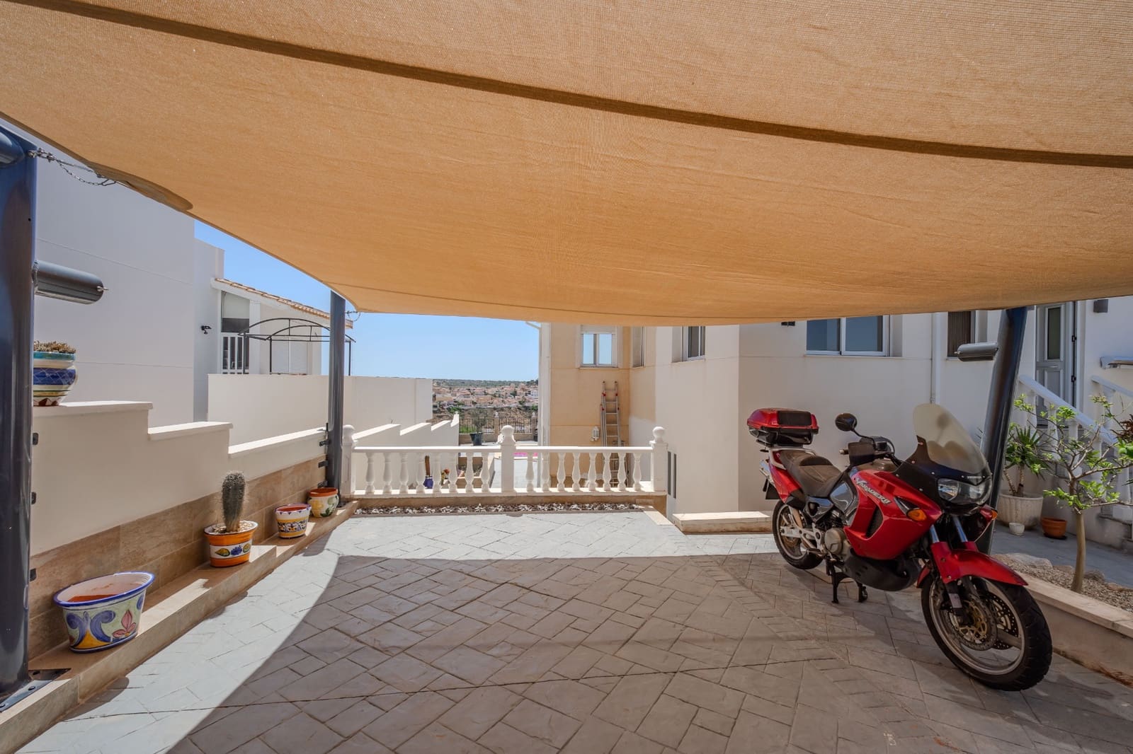 5 slaapkamer Villa te koop in La Marquesa met zwembad garage - € 599.000 (Ref: 10060729)