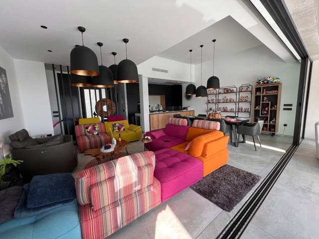 5 bedroom Villa for sale in Ciudad Quesada, Rojales with pool garage - € 875,000 (Ref: 10060733)