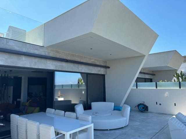 5 bedroom Villa for sale in Ciudad Quesada, Rojales with pool garage - € 875,000 (Ref: 10060733)
