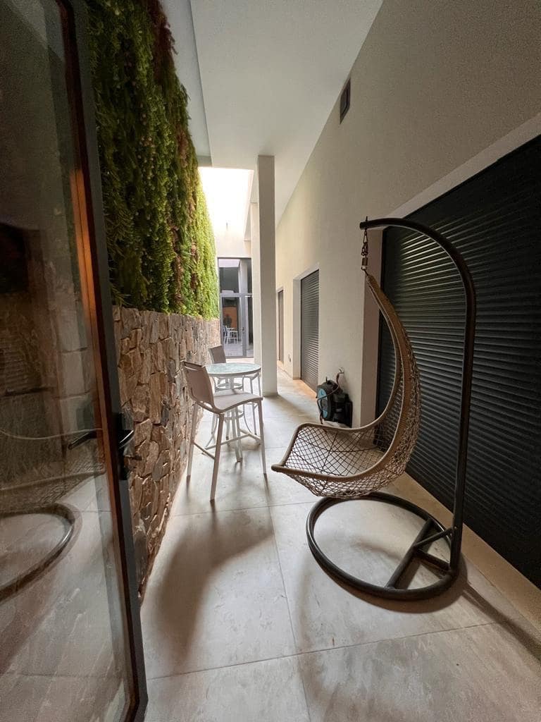 5 bedroom Villa for sale in Ciudad Quesada with pool garage - € 875,000 (Ref: 10060733)
