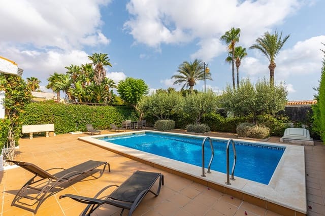 3 sovrum Villa till salu i Playa de los Locos, Torrevieja med pool garage - 649 000 € (Ref: 10060734)
